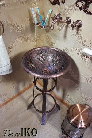 Раковина на подставке