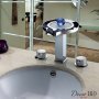 Смеситель для раковины на 3 отверстия с подсветкой LF-31 - фото 3